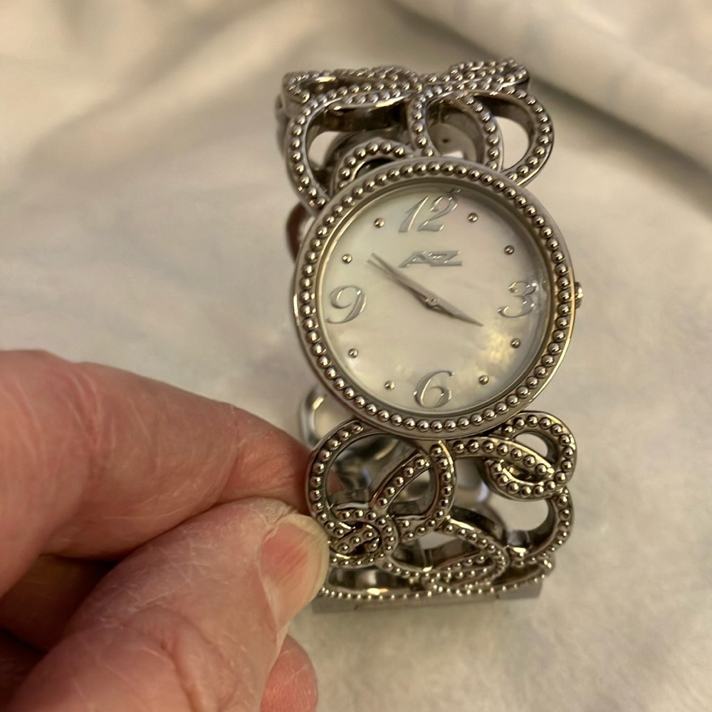 AZ cuff Watch